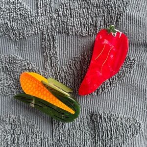 ☀️5 for $30☀️ Chili & Corn Acrylic Hair Clips